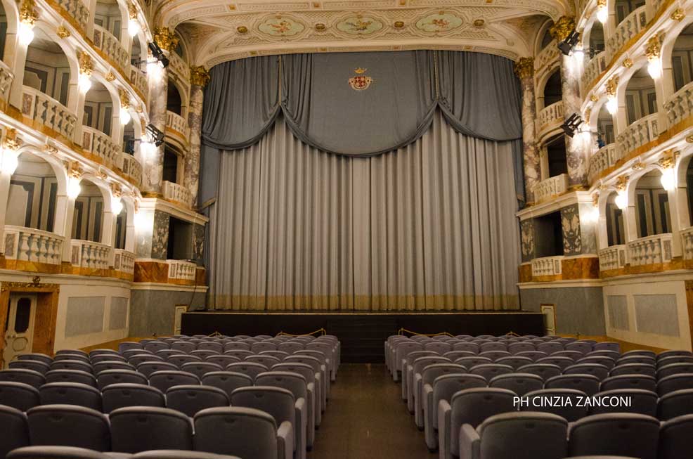 Teatro-Lauro-Rossi-5-PH-Cinzia-Zanconi