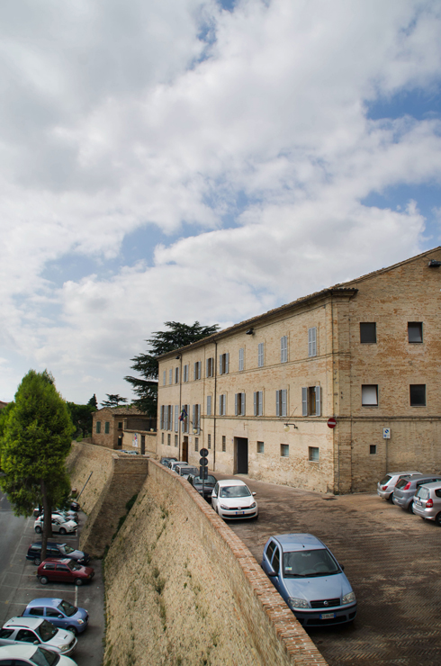 Via dei Sibillini, la scuola